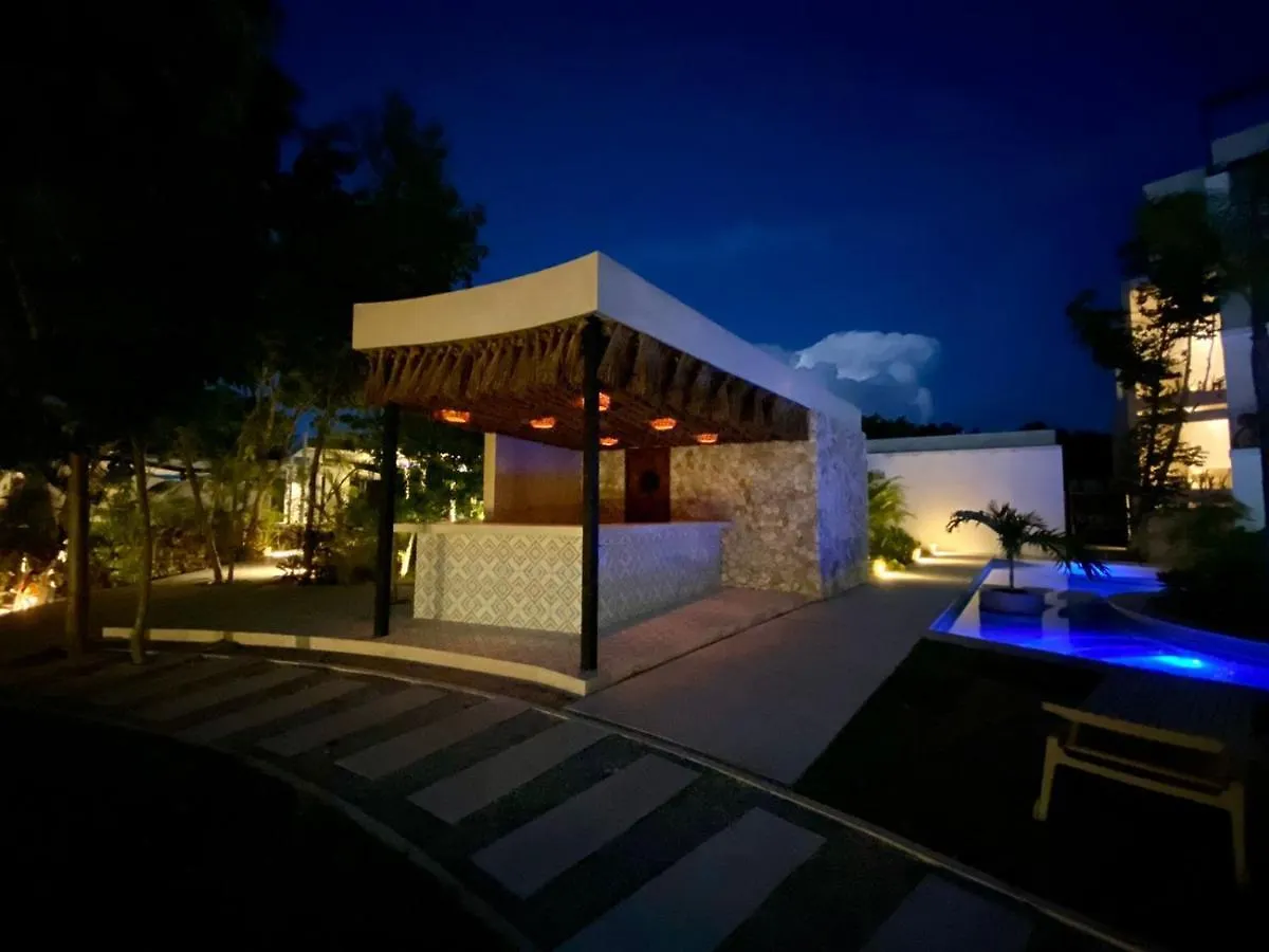 Central Park Lagunas By Sandy Powerful Tulum
